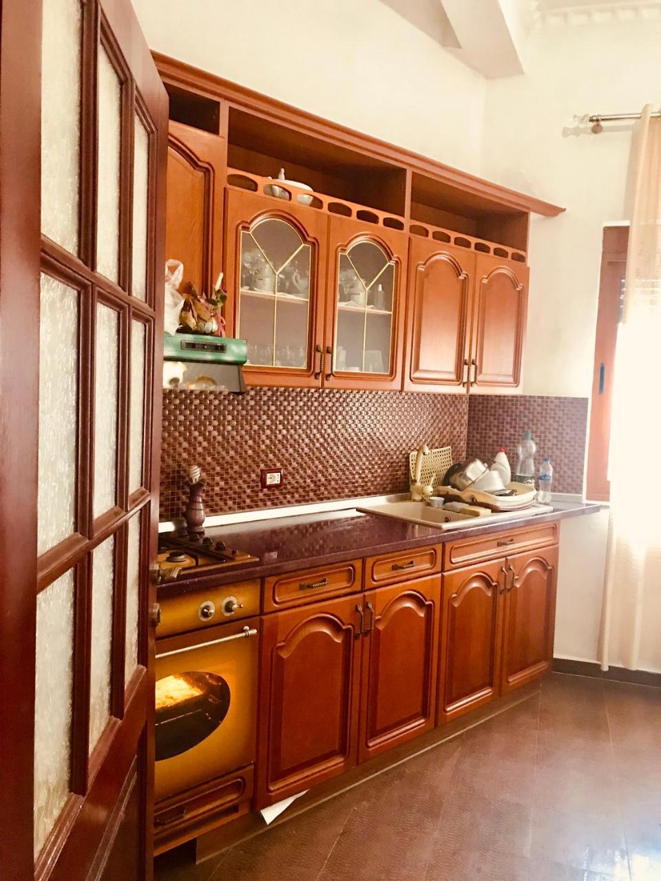 Port Side Rooms Durres Bagian luar foto