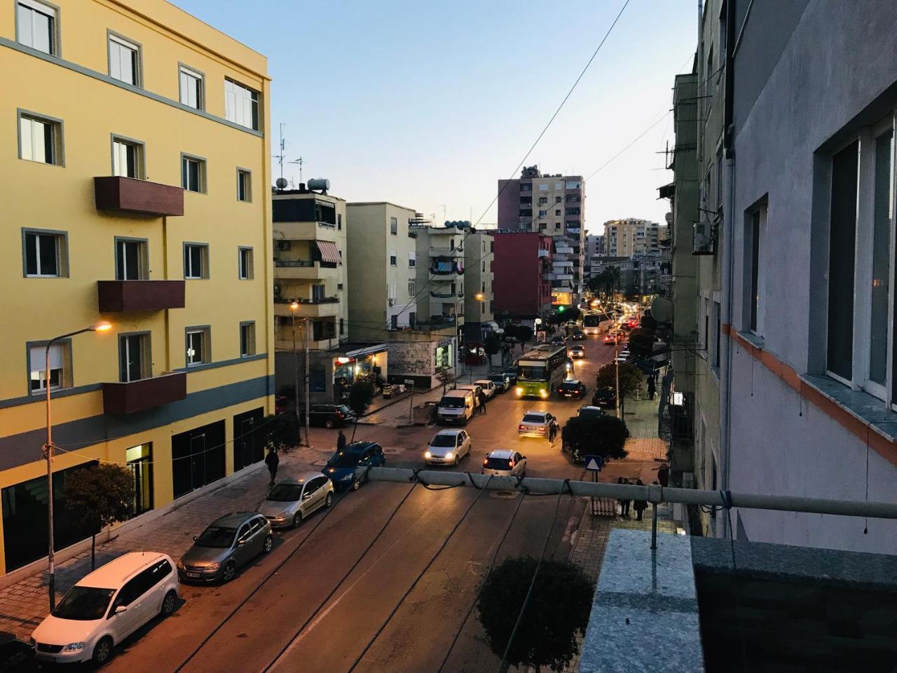 Port Side Rooms Durres Bagian luar foto
